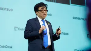 Bitmine Immersion Technologies Nears 5% Ethereum Supply Goal as Tom Lee Forecasts Institutional Pivot to Crypto