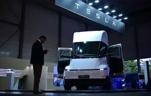 Corporate Alliance Orders 2,500 Tesla Semis as Soaring Diesel Prices Drive Fleet Electrification
