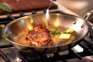 The Stainless Steel Renaissance: Why Professional Chefs and Home Cooks Are Returning to the Industry’s Most Durable Workhorse