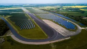 UK Industry Issues Warning Over Surging Energy Costs Linked to Accelerated 2030 Clean Power Targets
