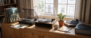 Analog Resurgence: Why Physical Media and Vinyl Turntables are Reclaiming the Modern Living Room in 2026