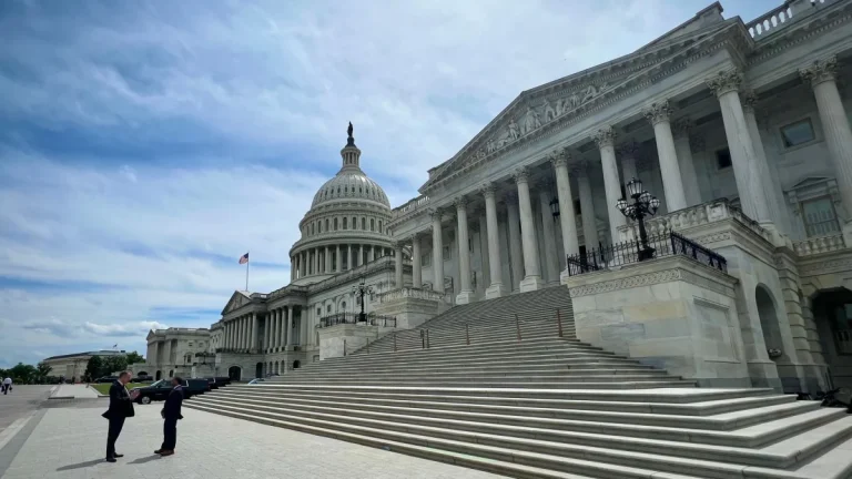 Washington Enters Final Pre-Election Quiet as Crypto Industry Braces for Midterm Shifts